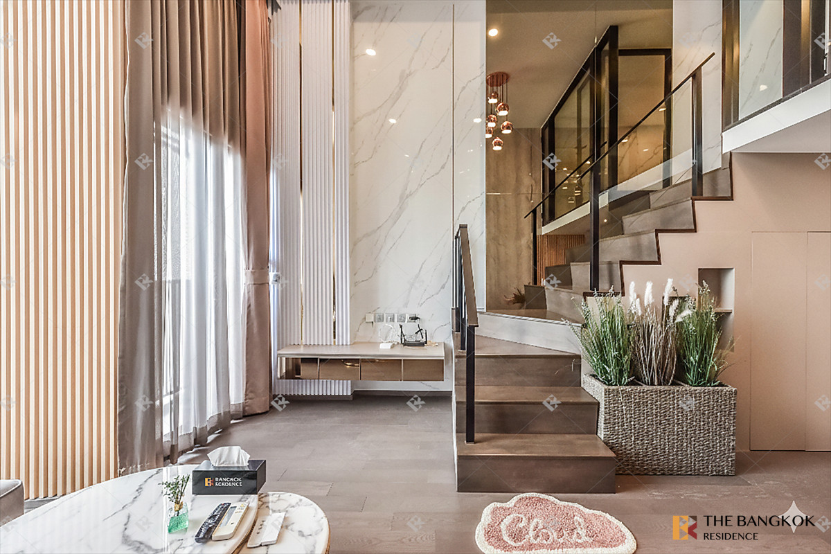 For SaleCondoRatchathewi,Phayathai : 🌆 Modern Loft-Style 2 Bedroom Fully Furnished - Park Origin Ratchathewi 🚆 Near BTS Ratchathewi