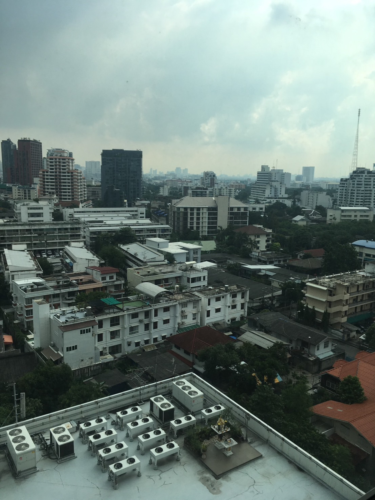 ขายคอนโดอารีย์ อนุสาวรีย์ : ขายด่วน! ราคาดีมากกกก หาไม่ได้แล้ว 1 นอนไซต์ใหญ่ ใจกลางอารีย์ สะพานควาย ในราคาไม่เกิน 5 ล้าน ที่เข้าออกสะดวก เดินทางง่าย อารีย์เลยน้า สนใจติดต่อ 0876358339 K.นาง 