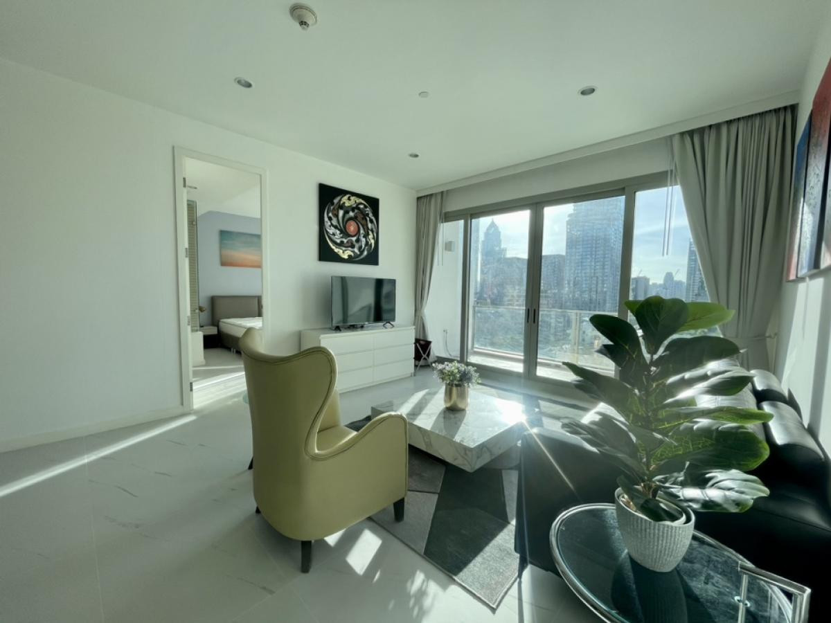 For SaleCondoWitthayu, Chidlom, Langsuan, Ploenchit : Actual price includes expenses. Selling a luxury condominium in the heart of the city - 185 Rajadamri with full facilities!