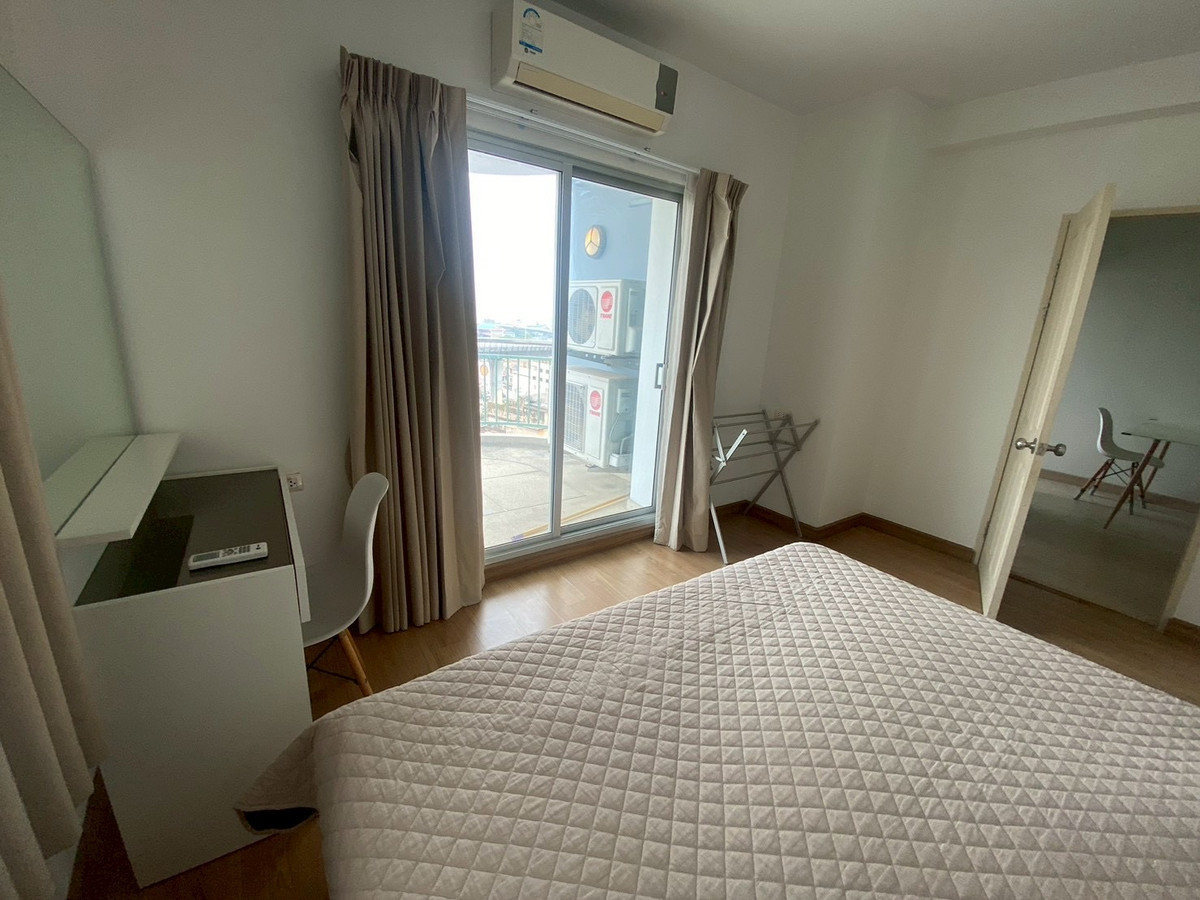 For RentCondoBang kae, Phetkasem : Cheap rent 12,000 baht ** Code 290825-422 ** 1 bedroom - 29th and 14th floors ** Condo Supalai Park Ratchaphruek - Phetkasem ** Next to Bang Wa BTS ** 088-398-3835 MR.BOAT