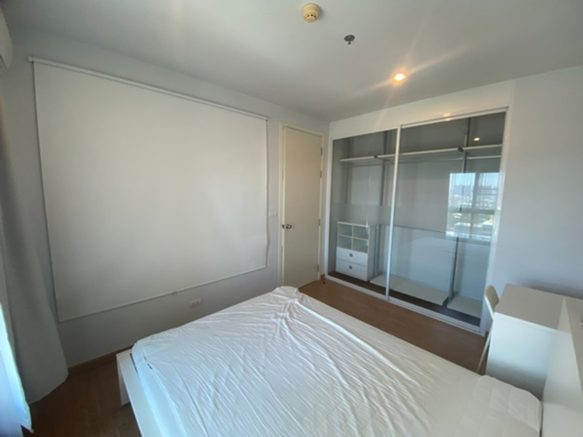 For RentCondoBang kae, Phetkasem : Cheap rent 12,000 baht ** 1 bedroom ** Condo The Parkland Phetkasem ** next to the BTS, second house ** 088-398-3835 MR.BOAT