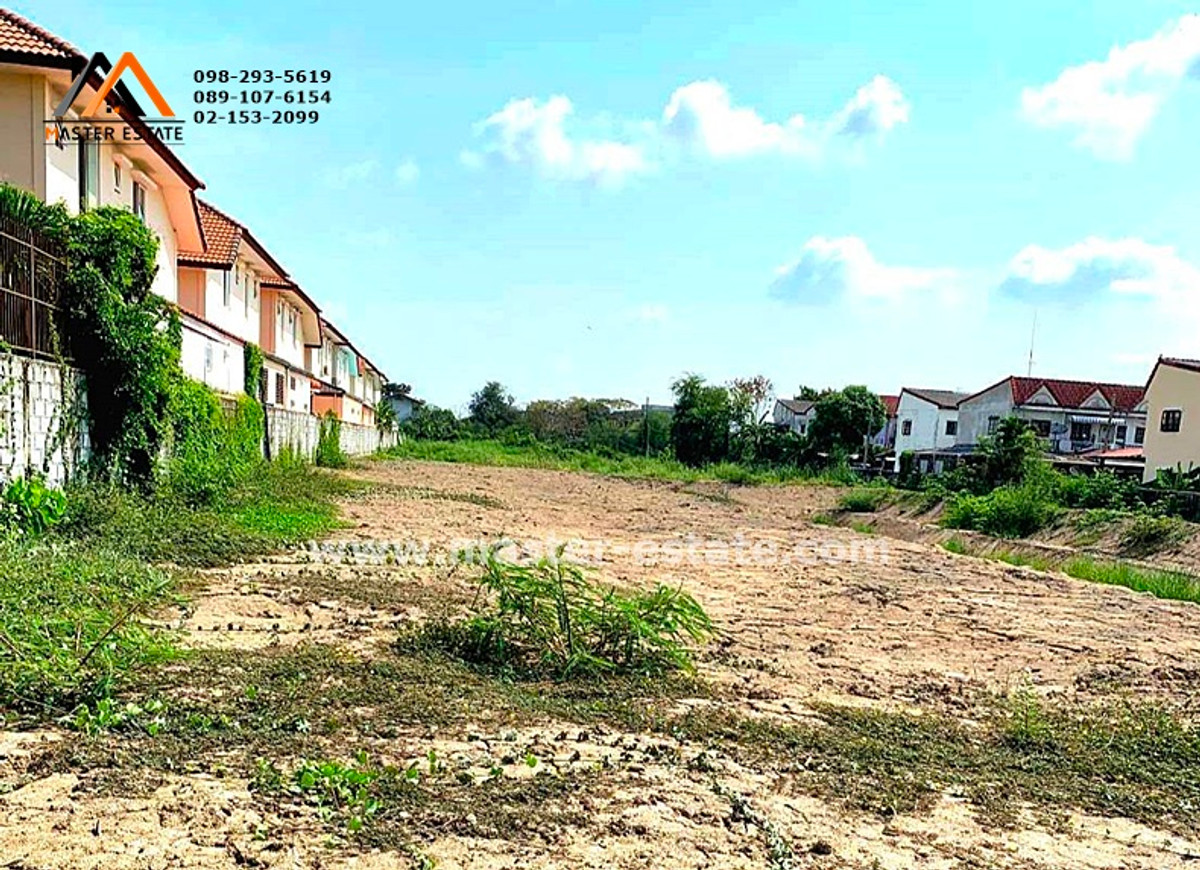 ขายที่ดินนนทบุรี บางใหญ่ บางบัวทอง : ที่ดินเปล่า โครงการ Infinity เนื้อที่ 1 ไร่ ราคาถูก หน้ากว้าง 45 m. บ้านกล้วย บางบัวทอง นนทบุรี