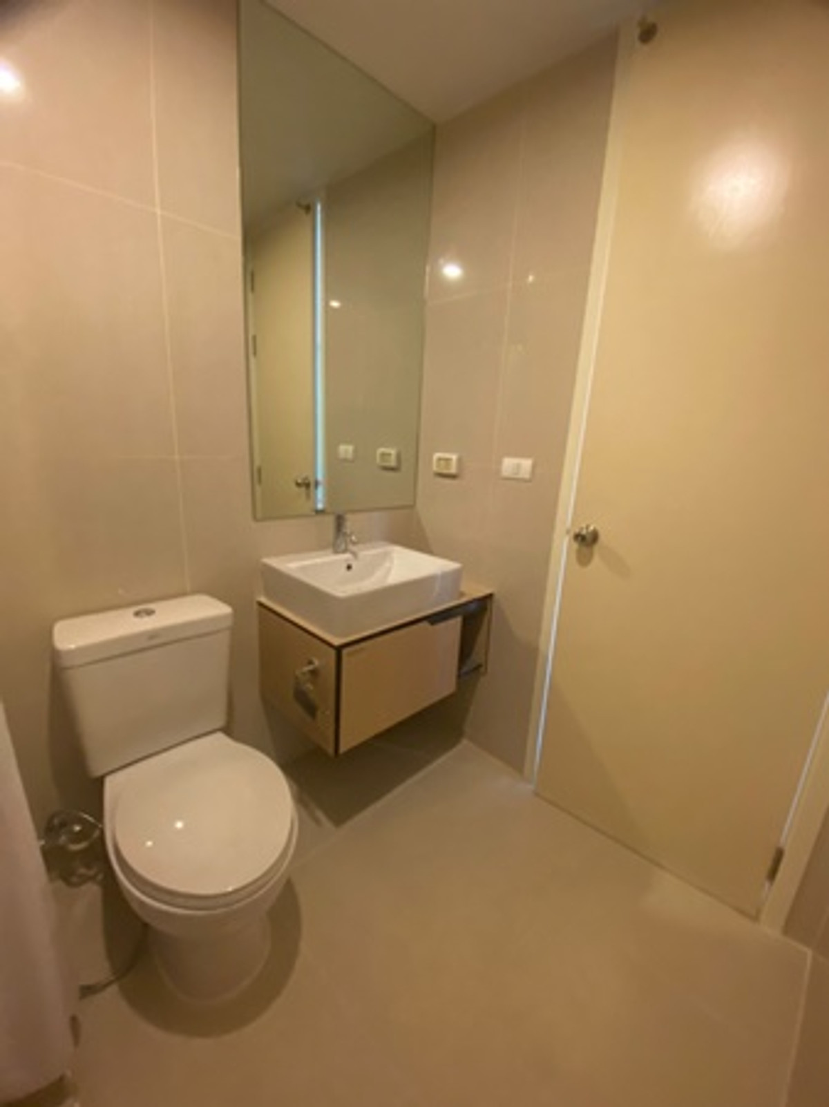 For RentCondoBang kae, Phetkasem : Cheap rent 12,000 baht ** 1 bedroom ** Condo The Parkland Phetkasem ** next to the BTS, second house ** 088-398-3835 MR.BOAT