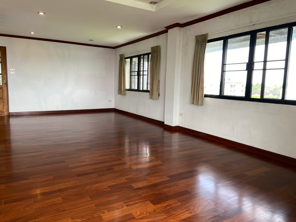 อาคารพาณิชย์ปิ่นเกล้า จรัญสนิทวงศ์ : 🏢 ขาย / ให้เช่า อาคารพาณิชย์ 4.5 ชั้น ห้องริม  ถนนสวนผัก – ตลิ่งชัน | สภาพใหม่ พื้นที่เยอะ ใช้งานได้หลากหลาย (ฟีฟ่า 087-808-3690)