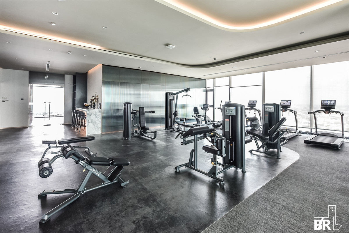 For SaleCondoRatchathewi,Phayathai : 🌆 Modern Loft-Style 2 Bedroom Fully Furnished - Park Origin Ratchathewi 🚆 Near BTS Ratchathewi