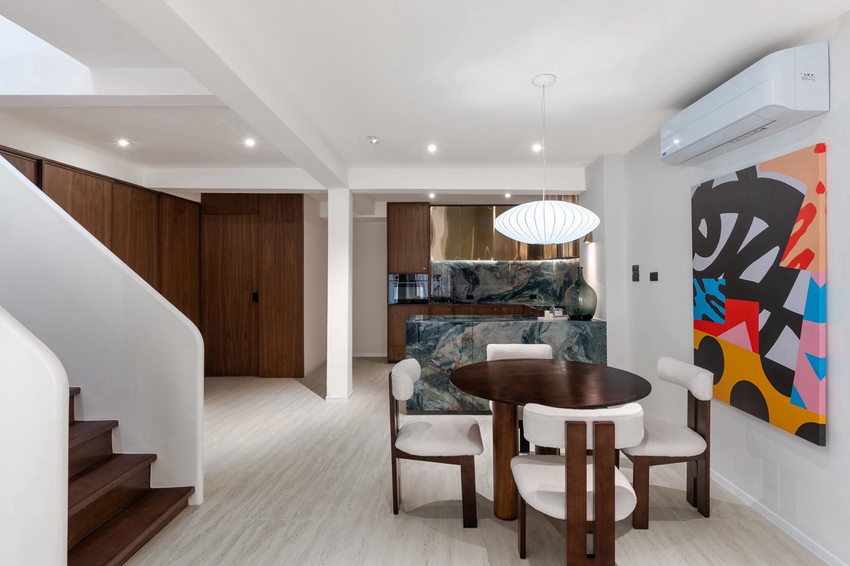 For SaleTownhomeSathorn, Narathiwat : Townhouse in Central City Location on Chan Road Near Business and Shopping Districts