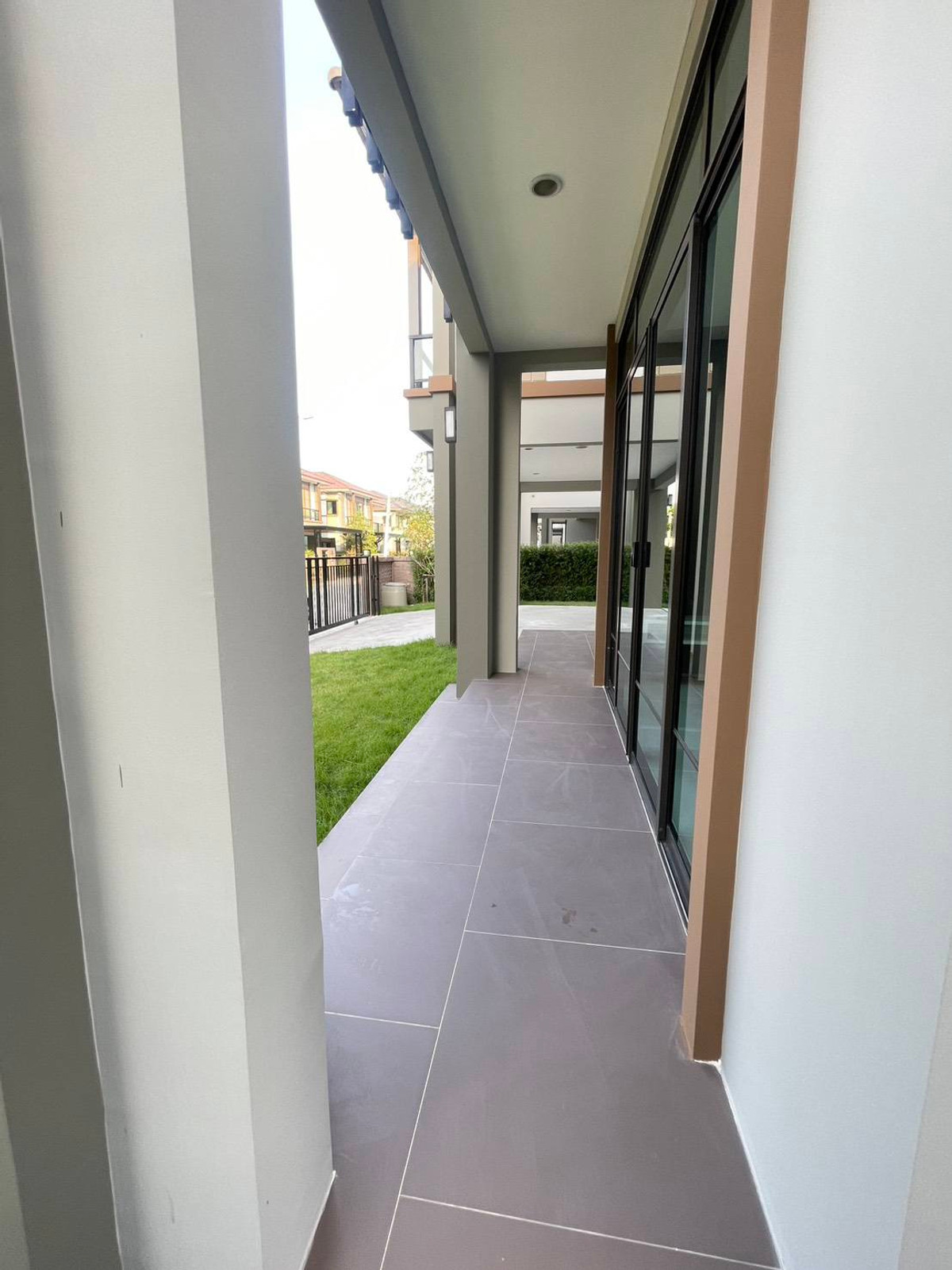 ขายบ้านพัฒนาการ ศรีนครินทร์ : 75ตรว 3นอน5น้ำ บ้านเดี่ยว 2 ชั้น ภัสสร เพรสทีจ บางนา-สุวรรณภูมิ 