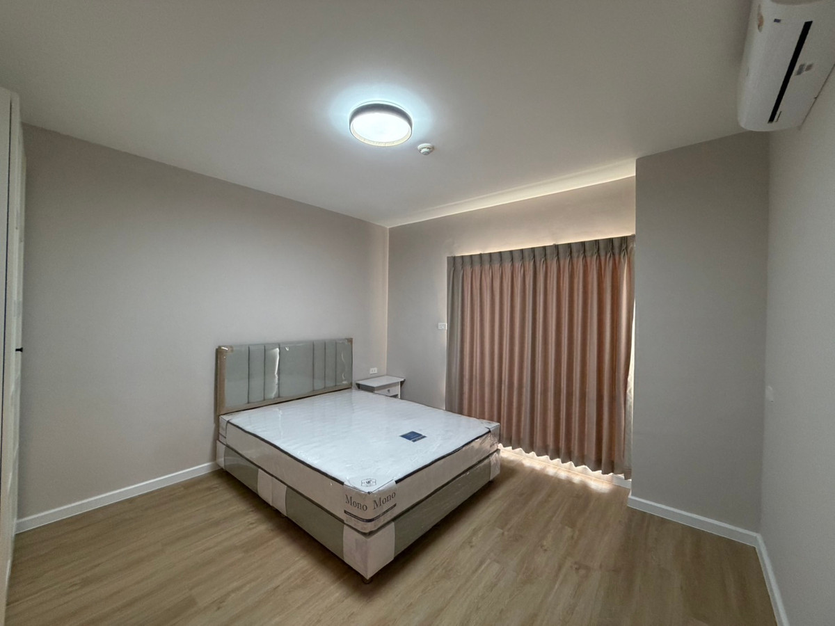 For RentCondoPattanakan, Srinakarin : Condo for rent, Supalai Park Srinakarin, newly renovated, ready to move in. Next to the MRT Yellow Line