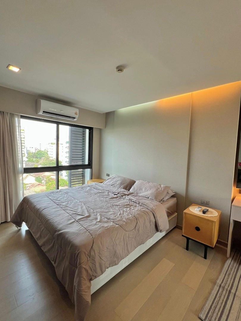 For RentCondoSukhumvit, Asoke, Thonglor : 🔥For Rent Now🔥 Thai Dee Thonglor 17. Spacious and well-proportioned unit with complete furniture, ready to move in. Near BTS Thonglor.