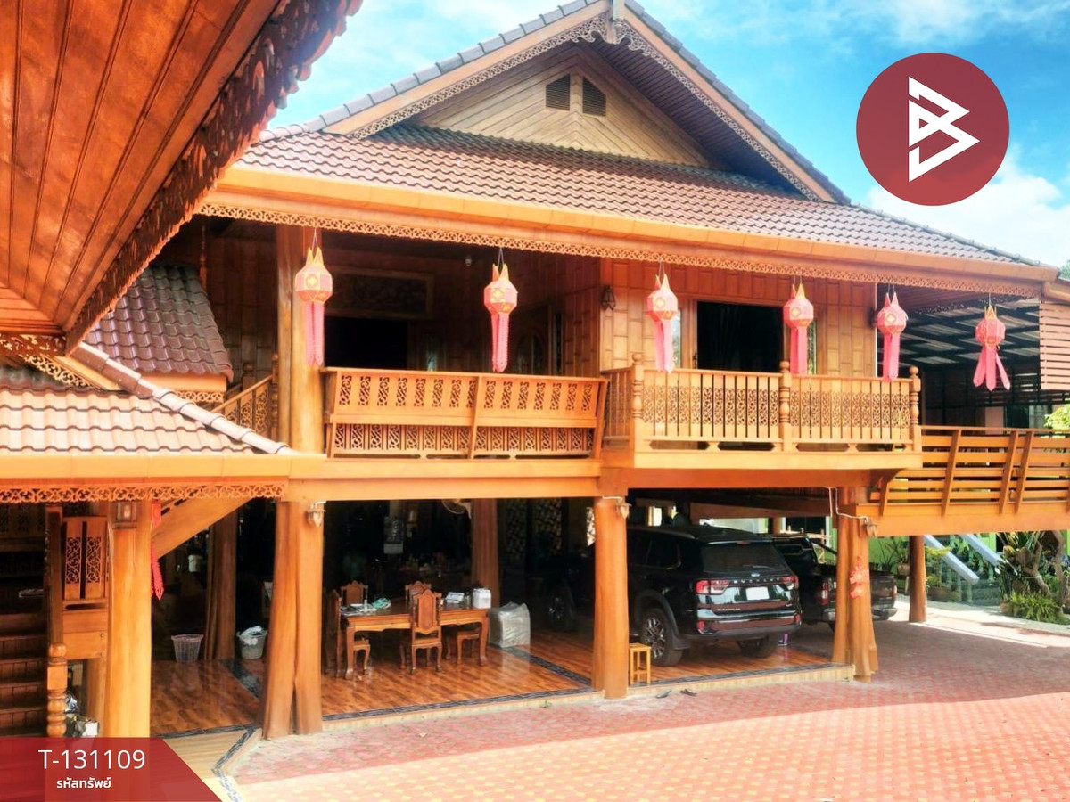 For SaleHouseChiang Mai : 2-story Thai-style detached house for sale, area 201.7 square meters, Saraphi, Chiang Mai, ready to move in.