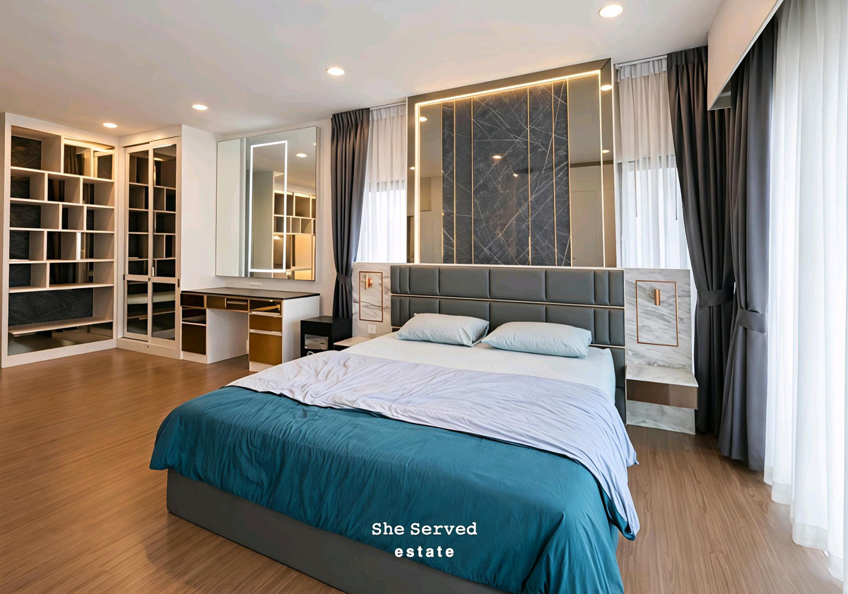 HouseBangna, Bearing, Lasalle : 🔹The City Bangna🔹室内允许吸烟Smoking allowed inside the house🚬✅ Free high-speed WiFi 7 • Pet friendly🐈 All nationalities welcome