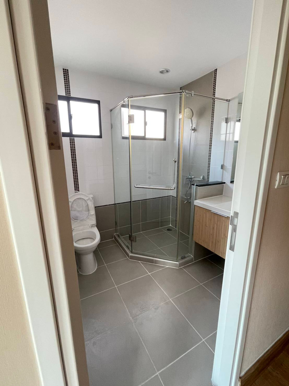 ขายบ้านพัฒนาการ ศรีนครินทร์ : 75ตรว 3นอน5น้ำ บ้านเดี่ยว 2 ชั้น ภัสสร เพรสทีจ บางนา-สุวรรณภูมิ 