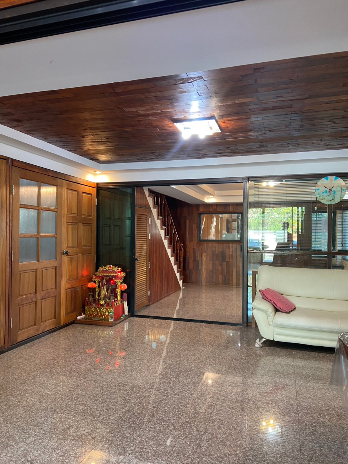 อาคารพาณิชย์ปิ่นเกล้า จรัญสนิทวงศ์ : 🏢 ขาย / ให้เช่า อาคารพาณิชย์ 4.5 ชั้น ห้องริม  ถนนสวนผัก – ตลิ่งชัน | สภาพใหม่ พื้นที่เยอะ ใช้งานได้หลากหลาย (ฟีฟ่า 087-808-3690)