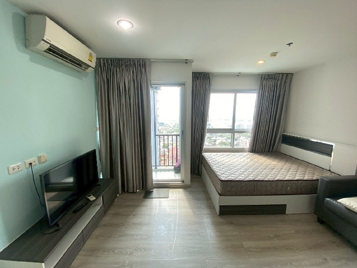 For RentCondoBang kae, Phetkasem : Cheap rent 9,000 baht ** Studio ** Chewathai Phetkasem 27 ** next to Bang Wa BTS ** 088-398-3835 MR.BOAT