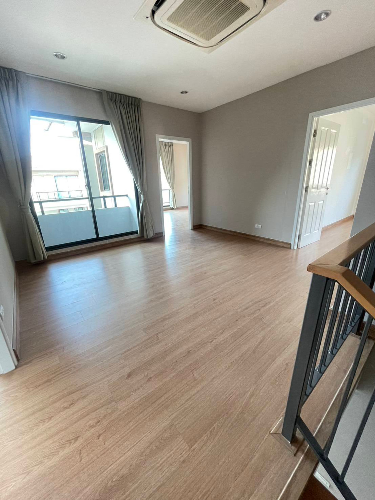 ขายบ้านพัฒนาการ ศรีนครินทร์ : 75ตรว 3นอน5น้ำ บ้านเดี่ยว 2 ชั้น ภัสสร เพรสทีจ บางนา-สุวรรณภูมิ 