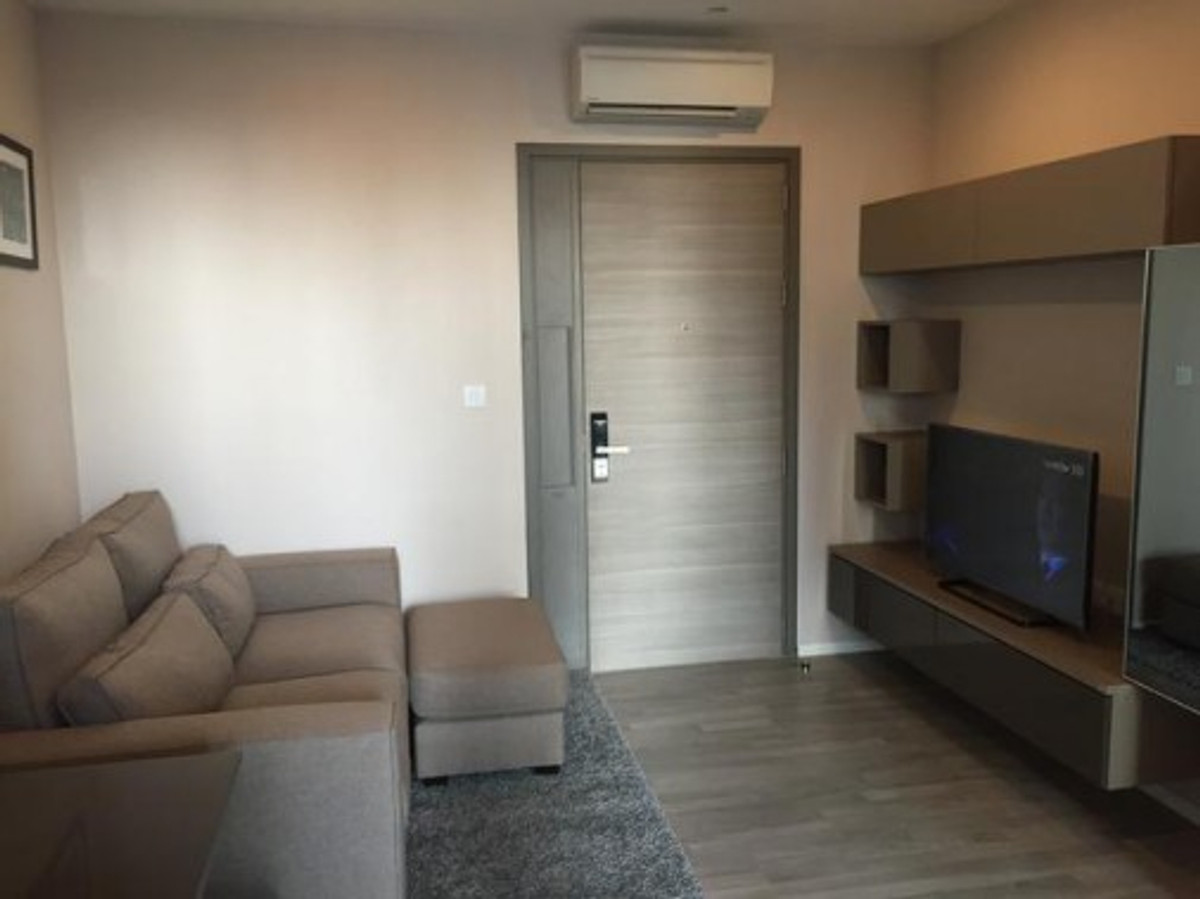 For RentCondoOnnut, Udomsuk : 1 bed 1 bath 30 sqm condo at The Room 69 for rent 22,000THB per month, Sukhumvit Soi 69, Phra Khanong BTS station