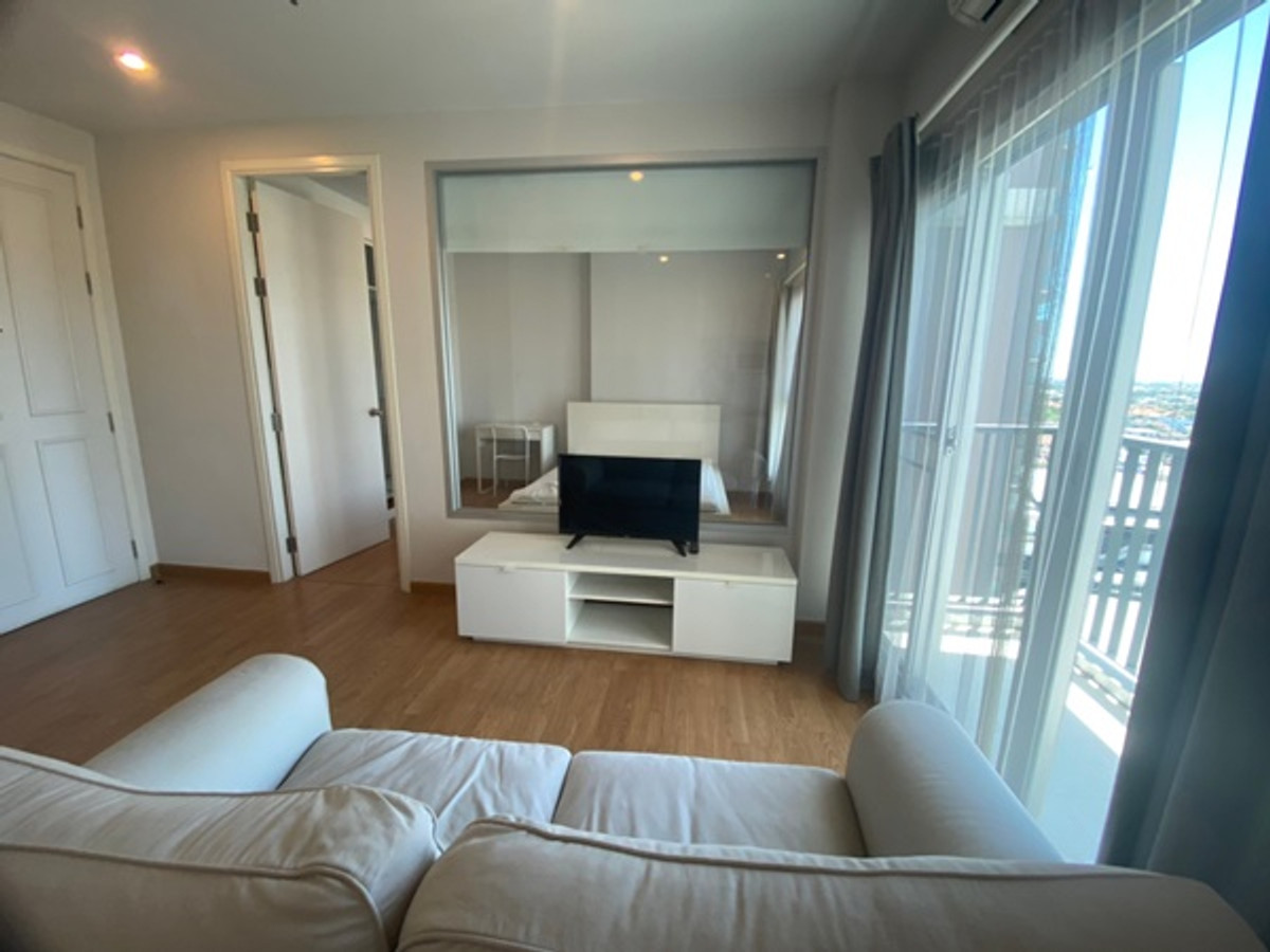 ให้เช่าคอนโดบางแค เพชรเกษม : เช่าถูก 12,000 บาท **  1 ห้องนอน ** คอนโด เดอะพาร์คแลน เพชรเกษม ** ติดรถไฟฟ้า หลังสอง ** 088-398-3835 MR.BOAT