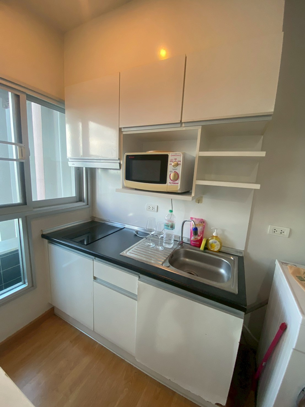 For RentCondoBang kae, Phetkasem : Cheap rent 12,000 baht ** 1 bedroom ** Condo The Parkland Phetkasem ** next to the BTS, second house ** 088-398-3835 MR.BOAT