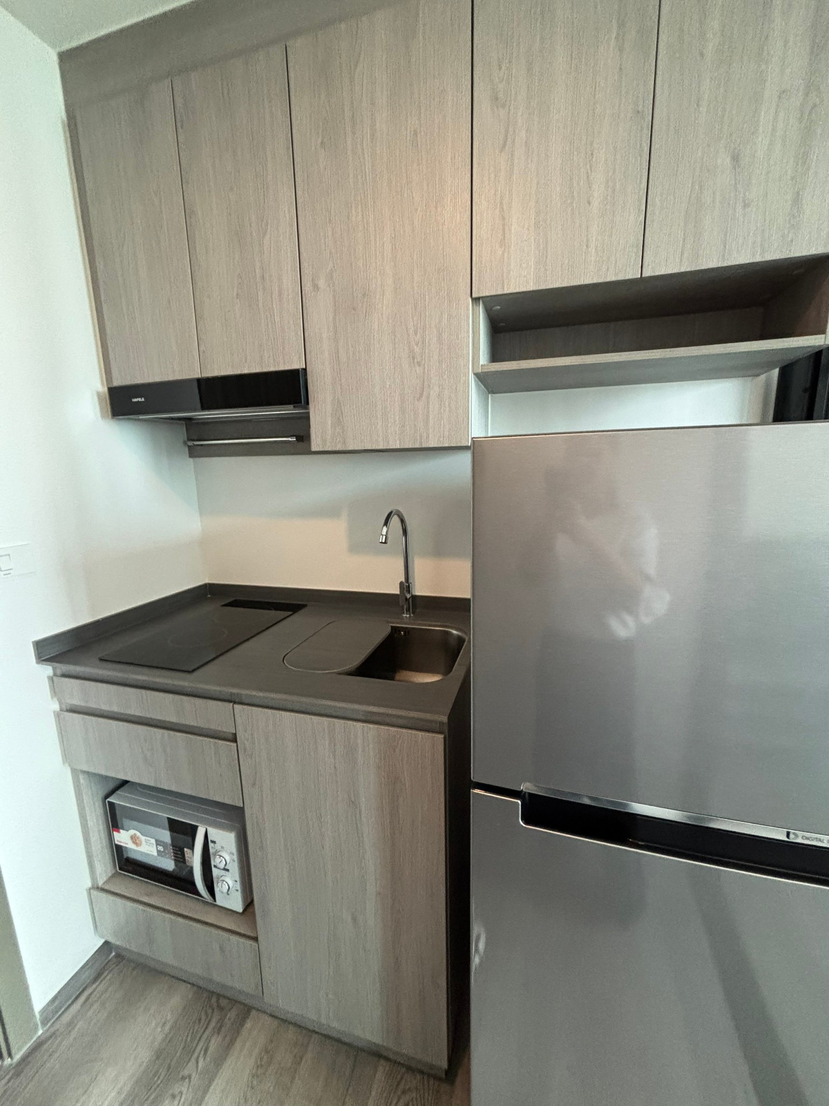 ขายคอนโดสมุทรปราการ สำโรง : ✅✅ด่วน!!!! ปล่อยเช่า/ขาย The Origin E22 Station ✅✅