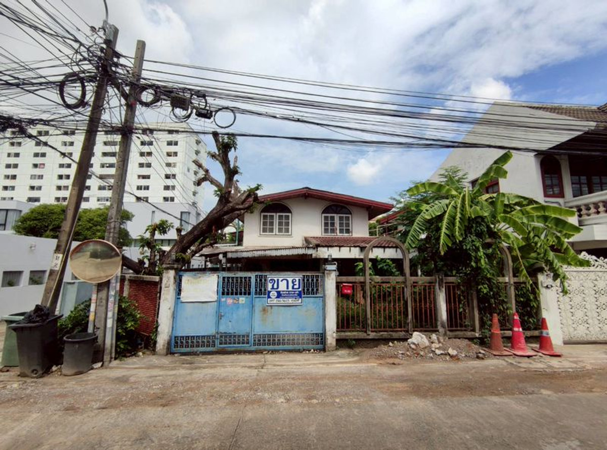 ขายบ้านนนทบุรี บางใหญ่ บางบัวทอง : ขายบ้านเดี่ยว 2 ชั้น หลังมุม ใกล้เดอะมอลล์งามวงศ์วาน เนื้อที่ 65 ตารางวา แขวงบางเขน เขตเมืองนนทบุรี จังหวัดนนทบุรี