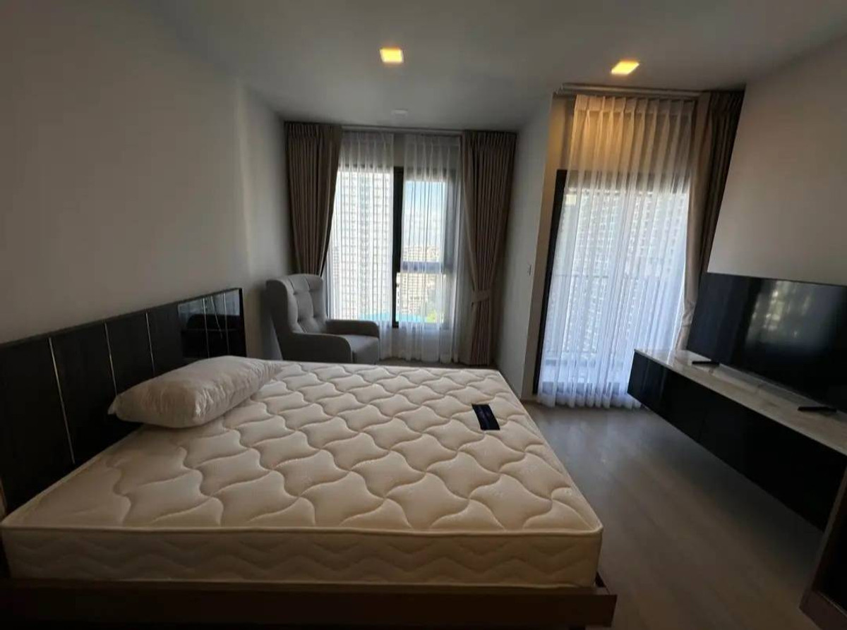 ให้เช่าคอนโดลาดพร้าว เซ็นทรัลลาดพร้าว : 🌷 ให้เช่าคอนโด ไลฟ์พหลฯ - ลาดพร้าว✨🌷 สตูดิโอ | ขนาด 28.5  ตรม. | ชั้น 24 | Line : @acoresteatate