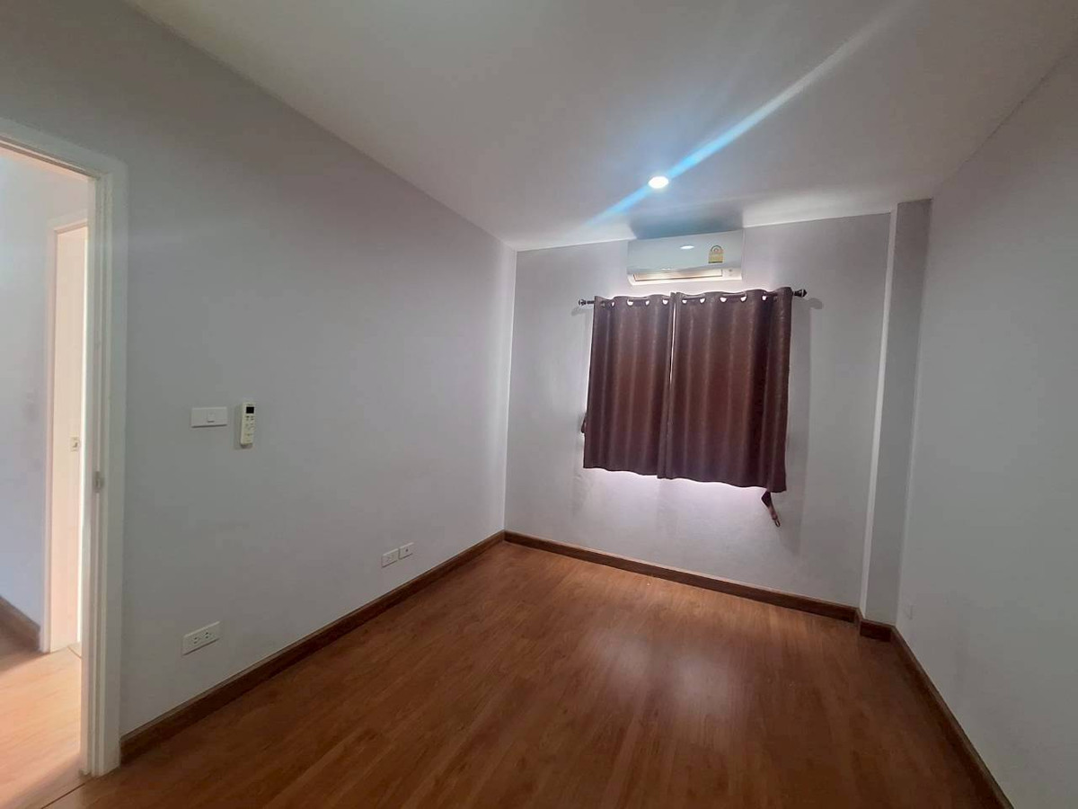 For SaleTownhomeEakachai, Bang Bon : For sale: 2-story townhomes, The Exclusive Sathon Kanlapapruek, The Exclusive Sathon Kanlapapruek, area 24.2 sq m.