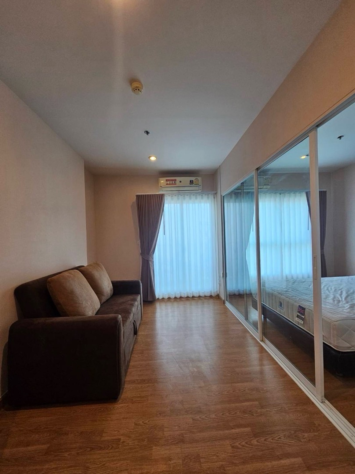 ให้เช่าคอนโดบางซื่อ วงศ์สว่าง เตาปูน : ให้เช่า คอนโด พาร์คแลนด์ วงศ์สว่างแบบ 1 ห้องนอนขนาด 30.00 ตร.ม ชั้น 32