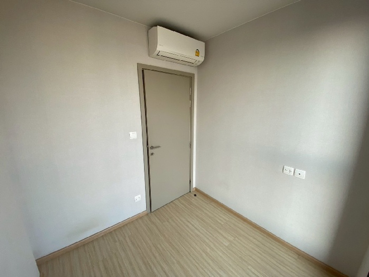 ให้เช่าคอนโดท่าพระ ตลาดพลู วุฒากาศ : เช่าถูก 15,000 บาท ** 2 Bed ** เดอะ ไพรเวซี่ ท่าพระ อินเตอร์เชนจ์ ** ติดรถไฟฟ้า แยกท่าพระ ** 088-398-3835 MR.BOAT