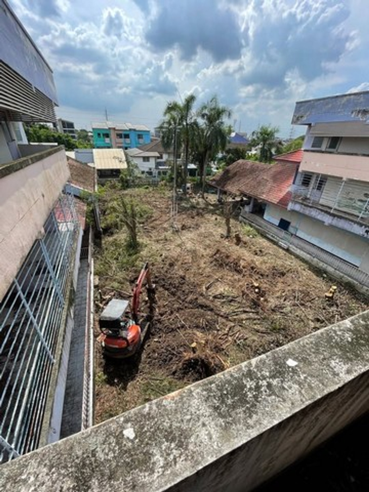 For RentLandBang kae, Phetkasem : HR3196, former school building for rent, 3 floors, usable area over 1800 square meters, Bang Waek location, Phutthamonthon Sai 2, suitable for educational institutions, offices or health rehabilitation centers.