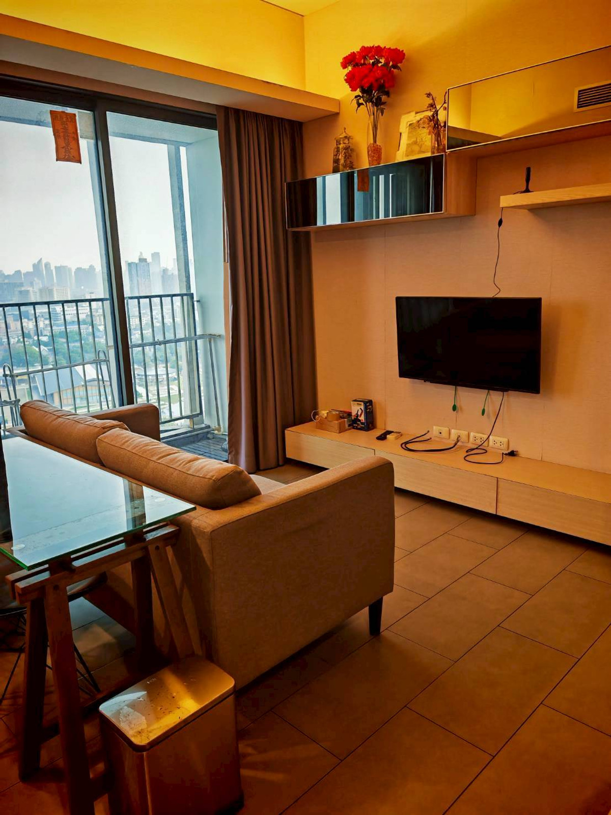 ให้เช่าคอนโดอารีย์ อนุสาวรีย์ : 📢พร้อมอยู่ ห้องเช่า 1 ห้องนอน  Siamese Ratchakru 