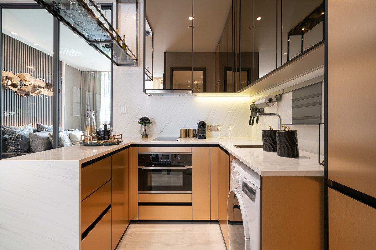 For SaleCondoSathorn, Narathiwat : Luxury condo bedroom at Supalai Icon Sathorn, Contact 062-496-6454