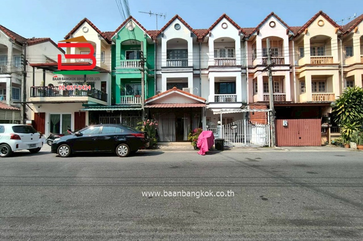 ขายทาวน์โฮมนวมินทร์ รามอินทรา : ทาวน์เฮ้าส์ พัธนชัย สายไหม 34 (ใกล้ตลาดเอซี) เนื้อที่ 17 ตรว. แขวงสายไหม เขตสายไหม  68