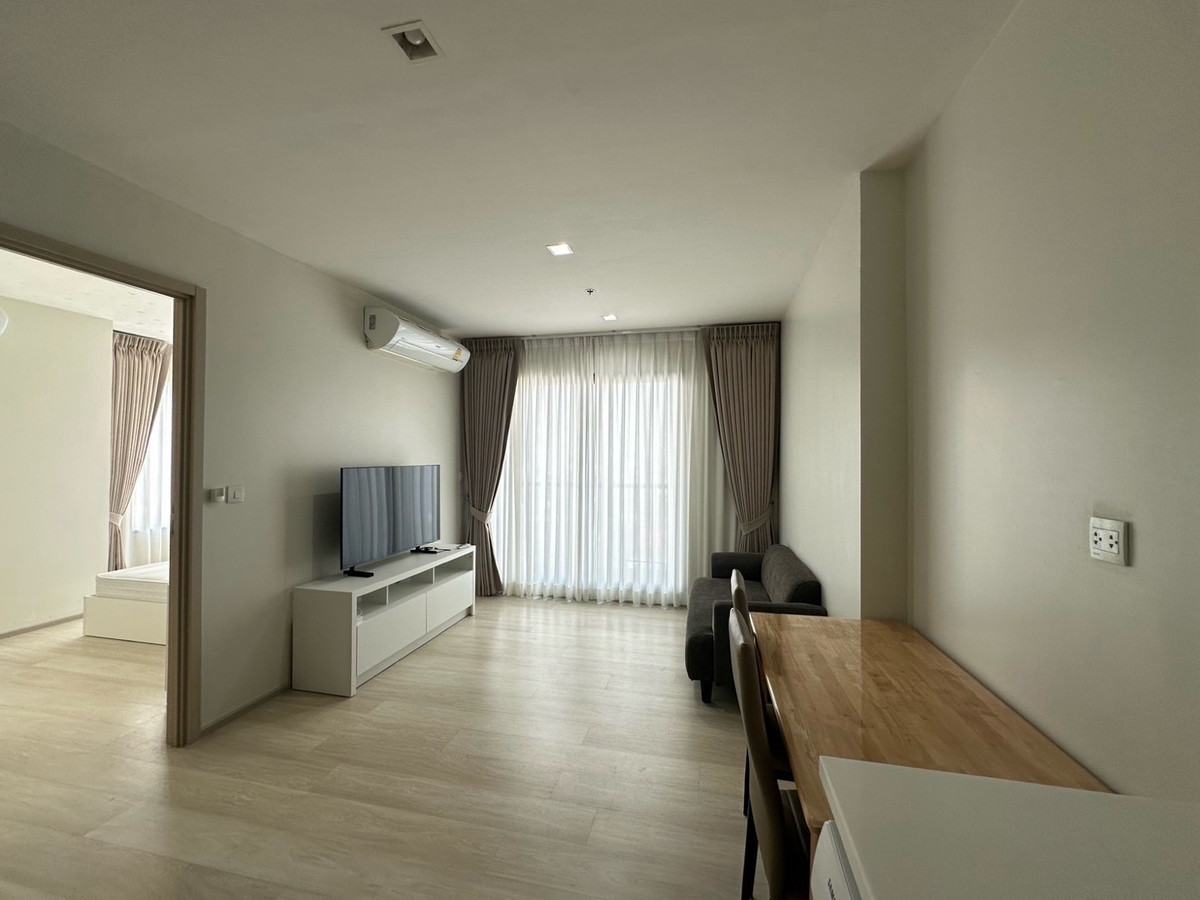 ให้เช่าคอนโดวิทยุ ชิดลม หลังสวน : ✨ For Rent!! Life One Wireless 🌆💰 Rent : 25,000 THB/month 💖 1 Bedroom | 1 Bathroom | 38.26 sq.m. 📞 Contact : Aomam (Agent) Tel./Line ID : 095-587-1692 WhatsApp : +66 95 587 1692