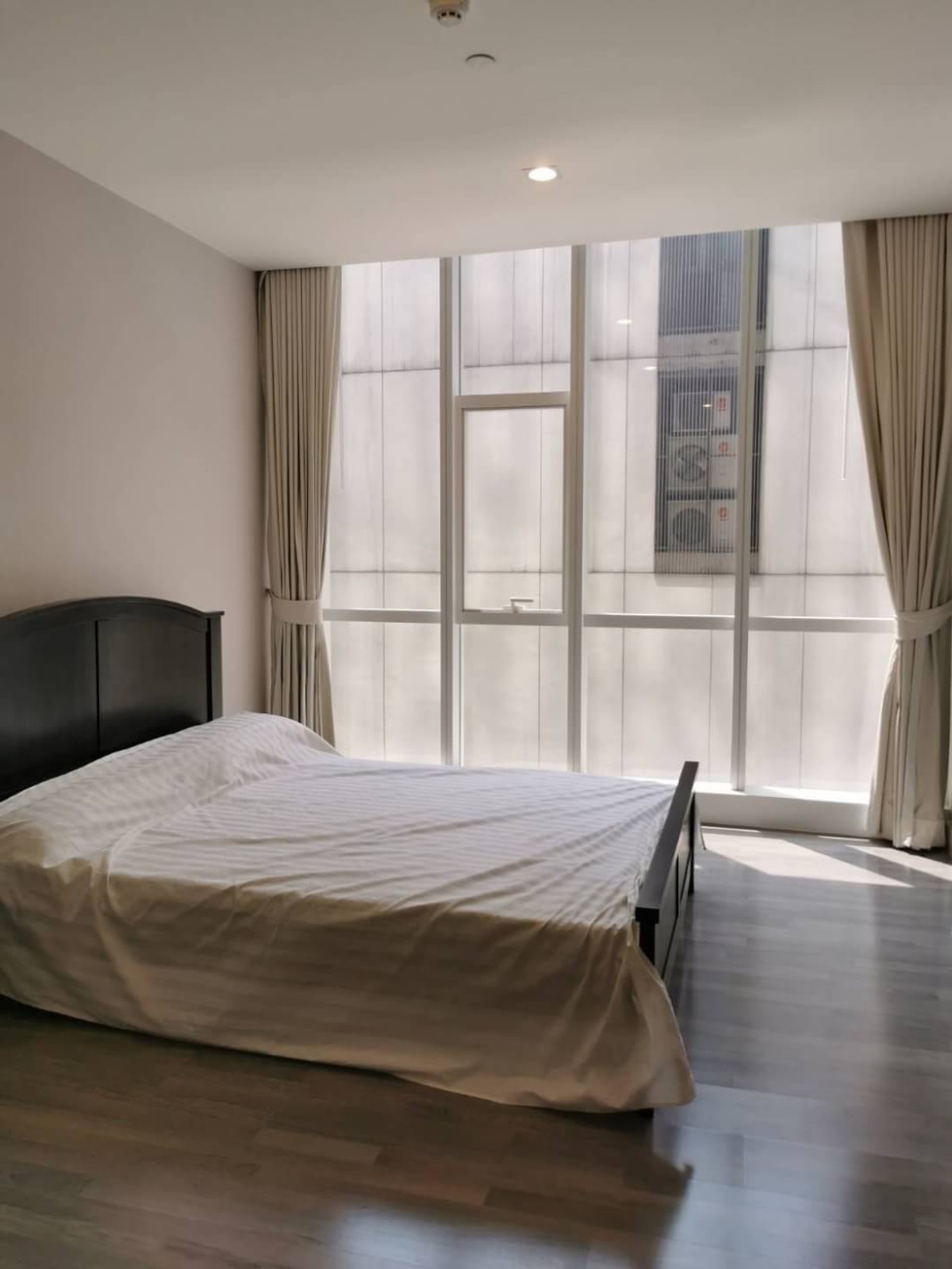 ขายคอนโดสาทร นราธิวาส : ขายลดภาระ🔥🔥คอนโดราคาพิเศษ ทำเลดี โครงการ เดอะ รูม สาทร - ถนนปั้น MD-25079821