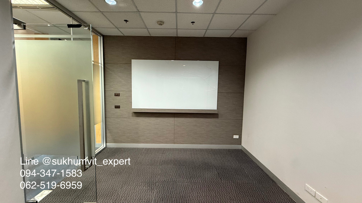 ให้เช่าสำนักงานสีลม ศาลาแดง บางรัก : ออฟฟิศให้เช่า I Modern office building ทำเลสีลม ใกล้รถไฟฟ้า