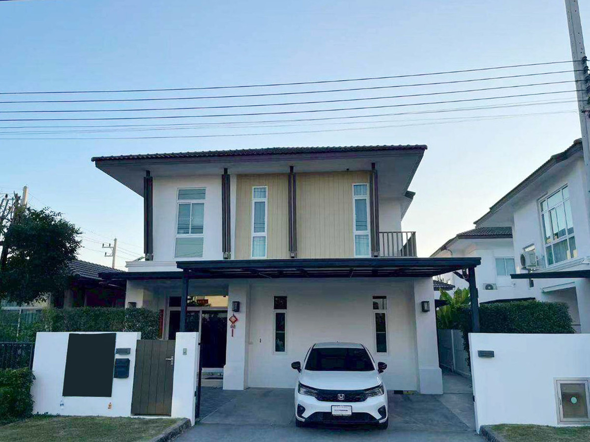 For RentHouseChiang Mai : Beautiful house in the project for rent - near Tha Rua Market, only 5 minutes, rent 50,000 baht / month, property code: No.12H497