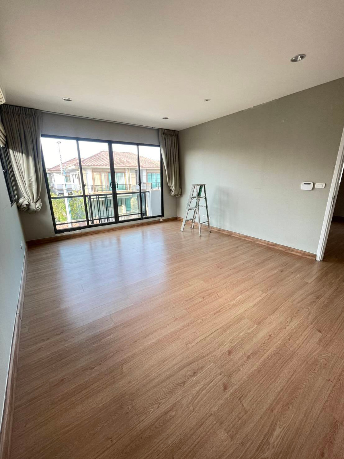 ขายบ้านพัฒนาการ ศรีนครินทร์ : 75ตรว 3นอน5น้ำ บ้านเดี่ยว 2 ชั้น ภัสสร เพรสทีจ บางนา-สุวรรณภูมิ 