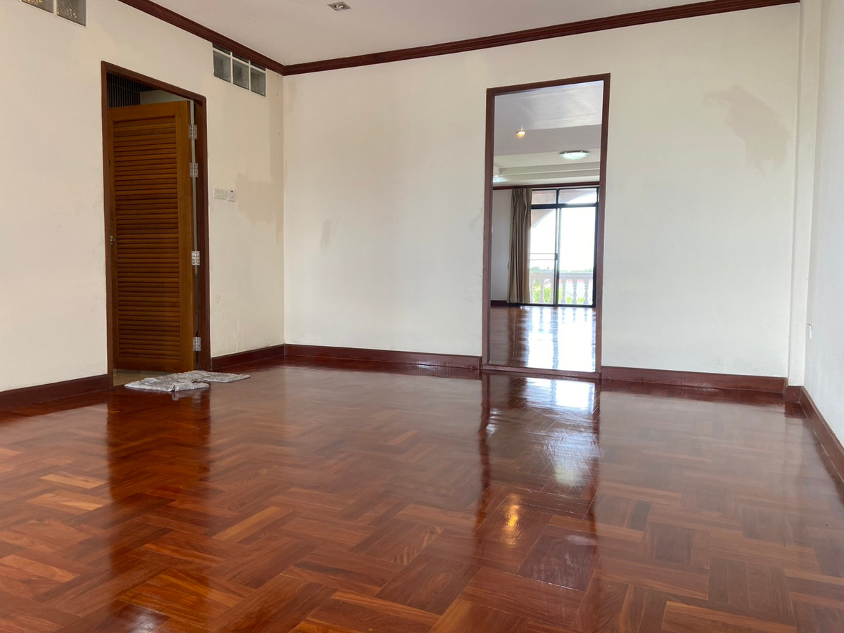 อาคารพาณิชย์ปิ่นเกล้า จรัญสนิทวงศ์ : 🏢 ขาย / ให้เช่า อาคารพาณิชย์ 4.5 ชั้น ห้องริม  ถนนสวนผัก – ตลิ่งชัน | สภาพใหม่ พื้นที่เยอะ ใช้งานได้หลากหลาย (ฟีฟ่า 087-808-3690)