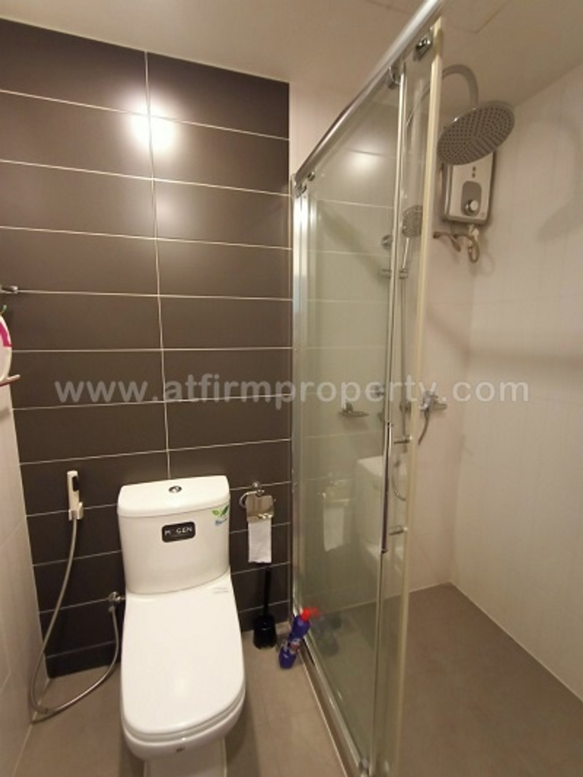 For RentCondoThaphra, Talat Phlu, Wutthakat : Cheap rent 17,000 baht ** 2 bedrooms, 1 bathroom ** The President Sathorn Ratchaphruek 1 ** next to Bang Wa BTS ** 088-398-3835 MR.BOAT