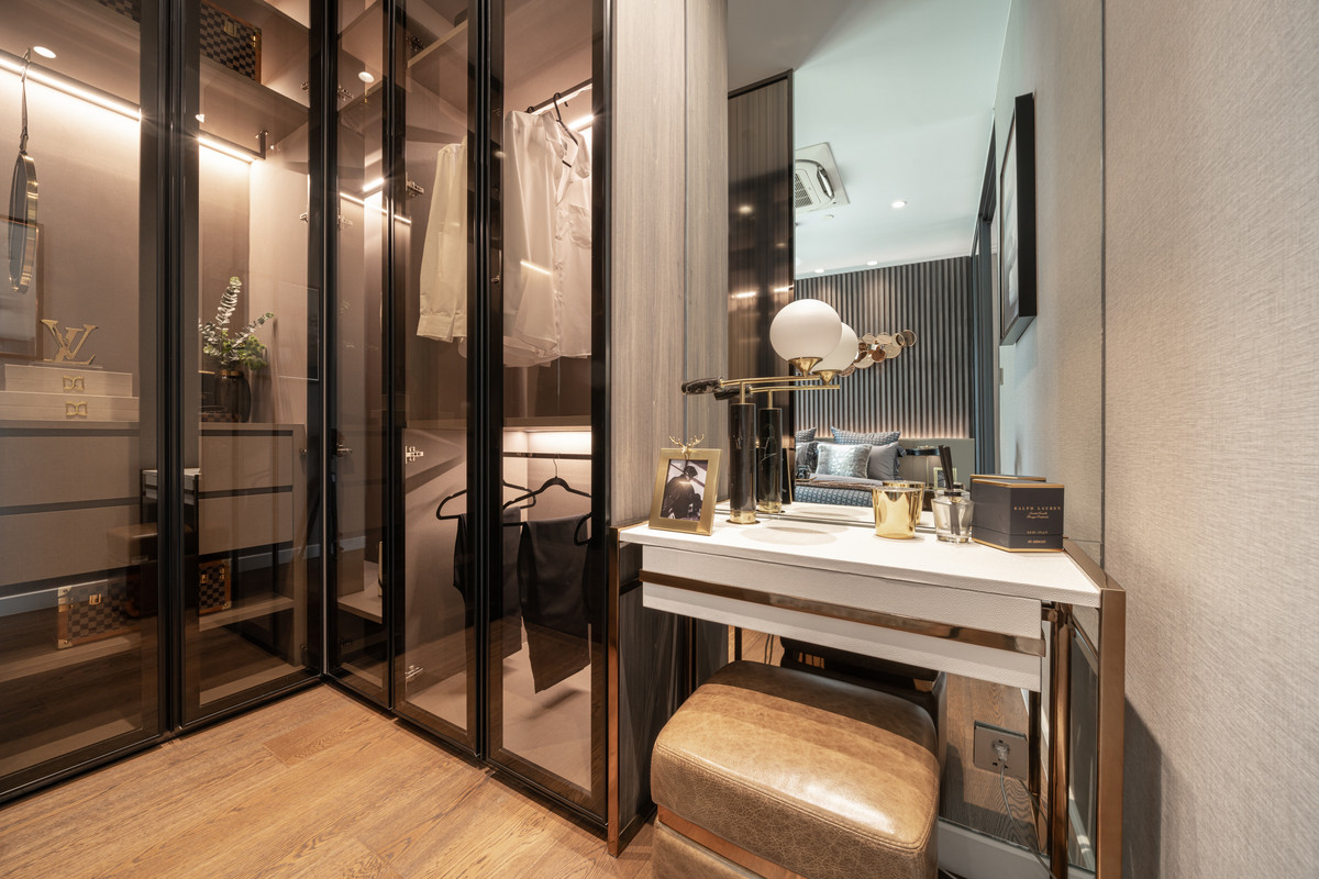 For SaleCondoSathorn, Narathiwat : Luxury condo bedroom at Supalai Icon Sathorn, Contact 062-496-6454