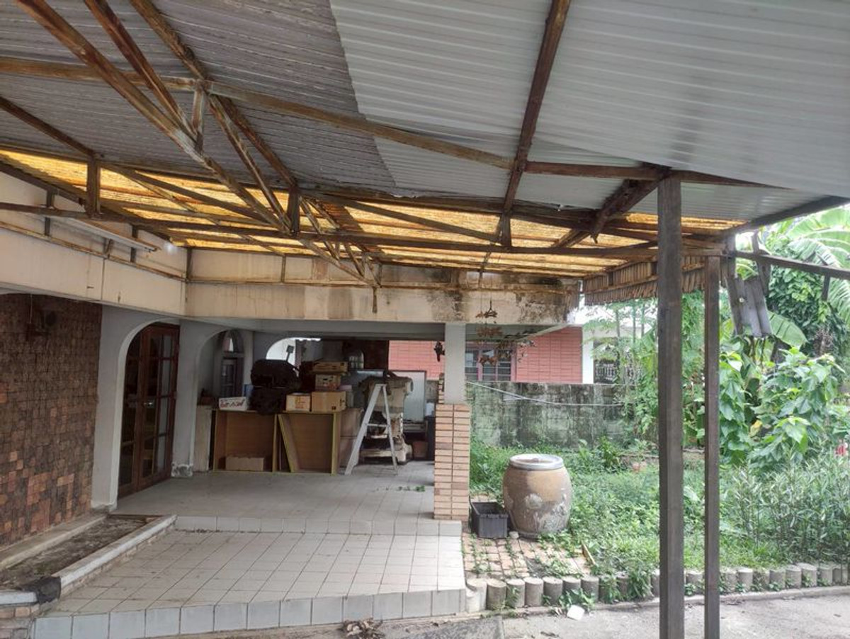 ขายบ้านนนทบุรี บางใหญ่ บางบัวทอง : ขายบ้านเดี่ยว 2 ชั้น หลังมุม ใกล้เดอะมอลล์งามวงศ์วาน เนื้อที่ 65 ตารางวา แขวงบางเขน เขตเมืองนนทบุรี จังหวัดนนทบุรี