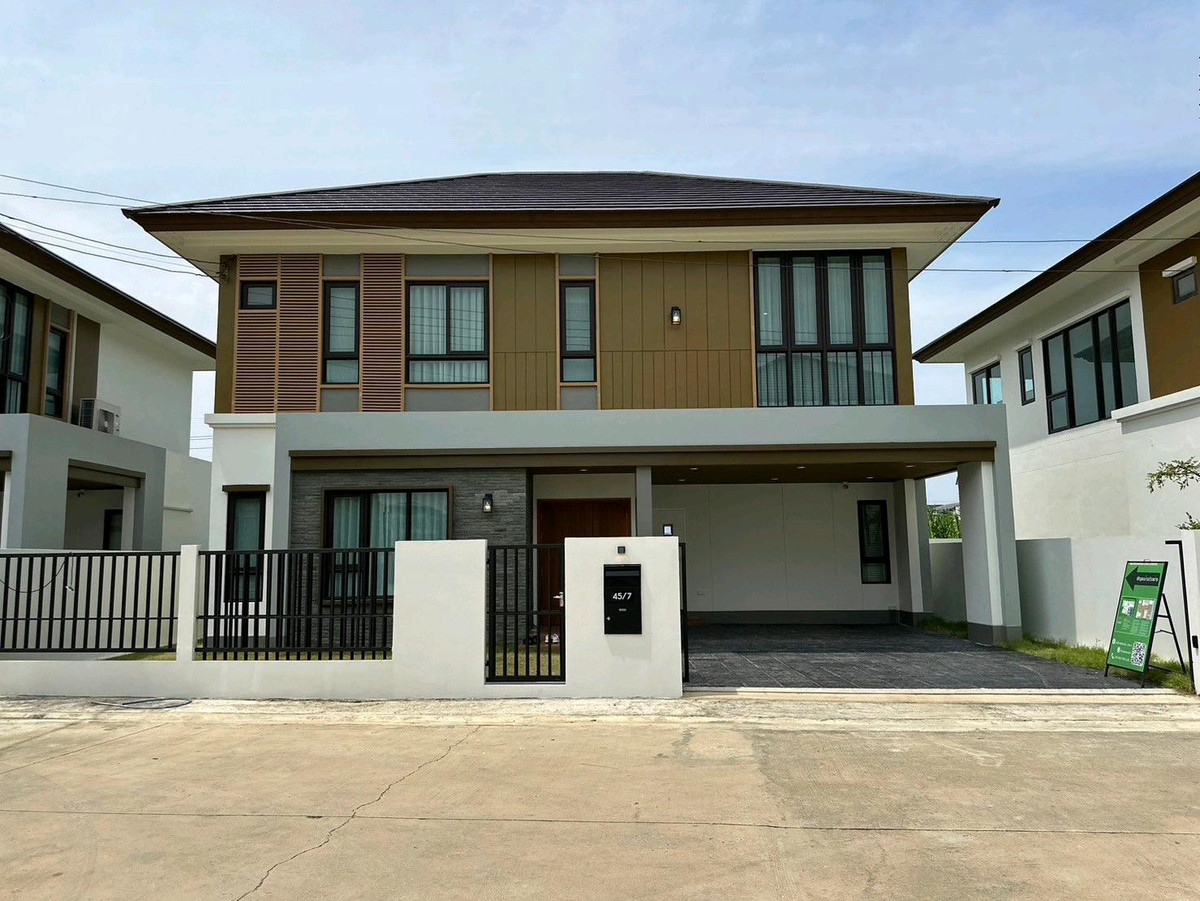 For SaleHouseMahachai Samut Sakhon : One house is finished! For a family of 3 generations waiting for extended the MRT Blue line , 4 bedrooms, 4 bathrooms