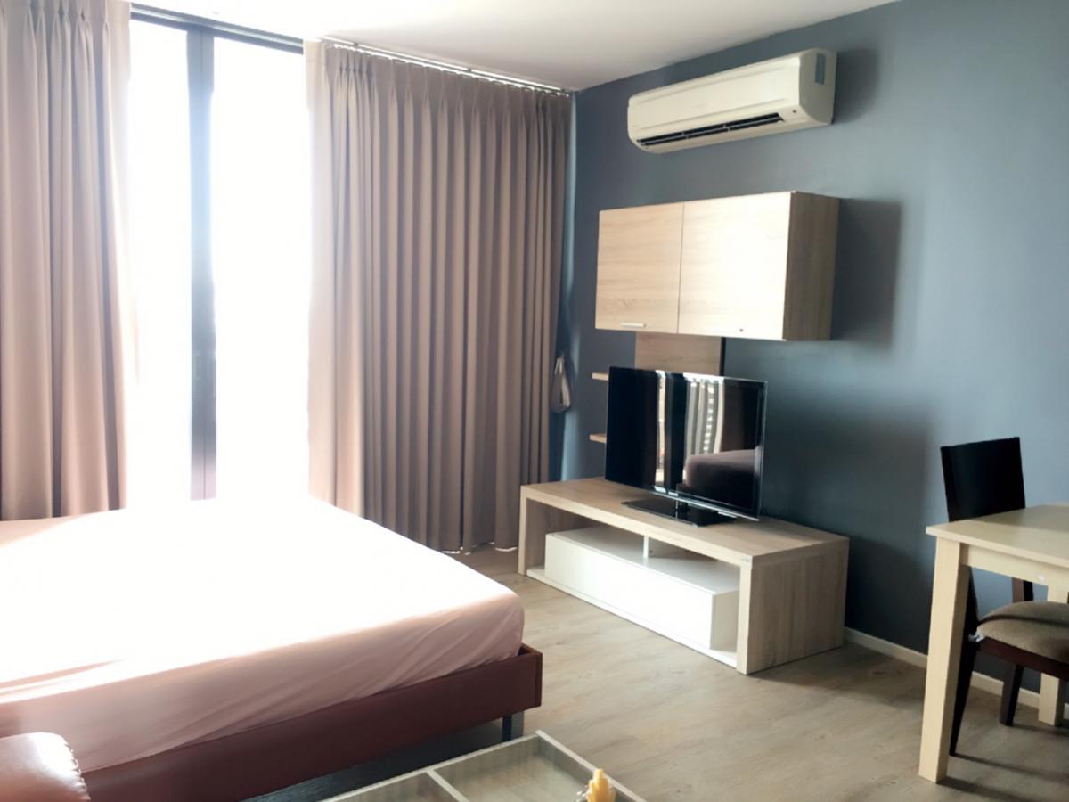 For SaleCondoLadprao, Central Ladprao : Condo in the heart of Ladprao, next to BTS/MRT, 1 bedroom, special price 2.99 million!The Issara Ladprao, close to shopping malls and Chatuchak Park, complete with fitness and swimming pool!