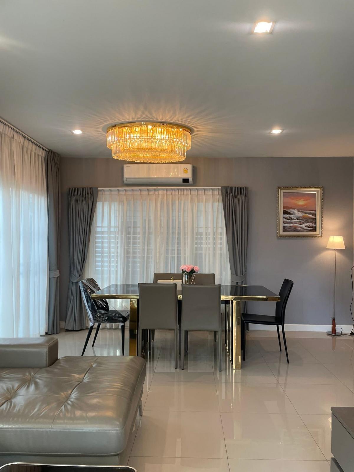 ให้เช่าบ้านนวมินทร์ รามอินทรา : เช่าบ้านเดี่ยว 4 ห้องนอน พร้อมคลับเฮ้าส์และสระว่ายน้ำ ใจกลางลาดพร้าว-เกษตรนวมินทร์ เพียง 40,000 บาท/เดือน เลี้ยงสัตว์ได้ เข้าออกสะดวก ใกล้แหล่งช็อปปิ้งและโรงพยาบาล