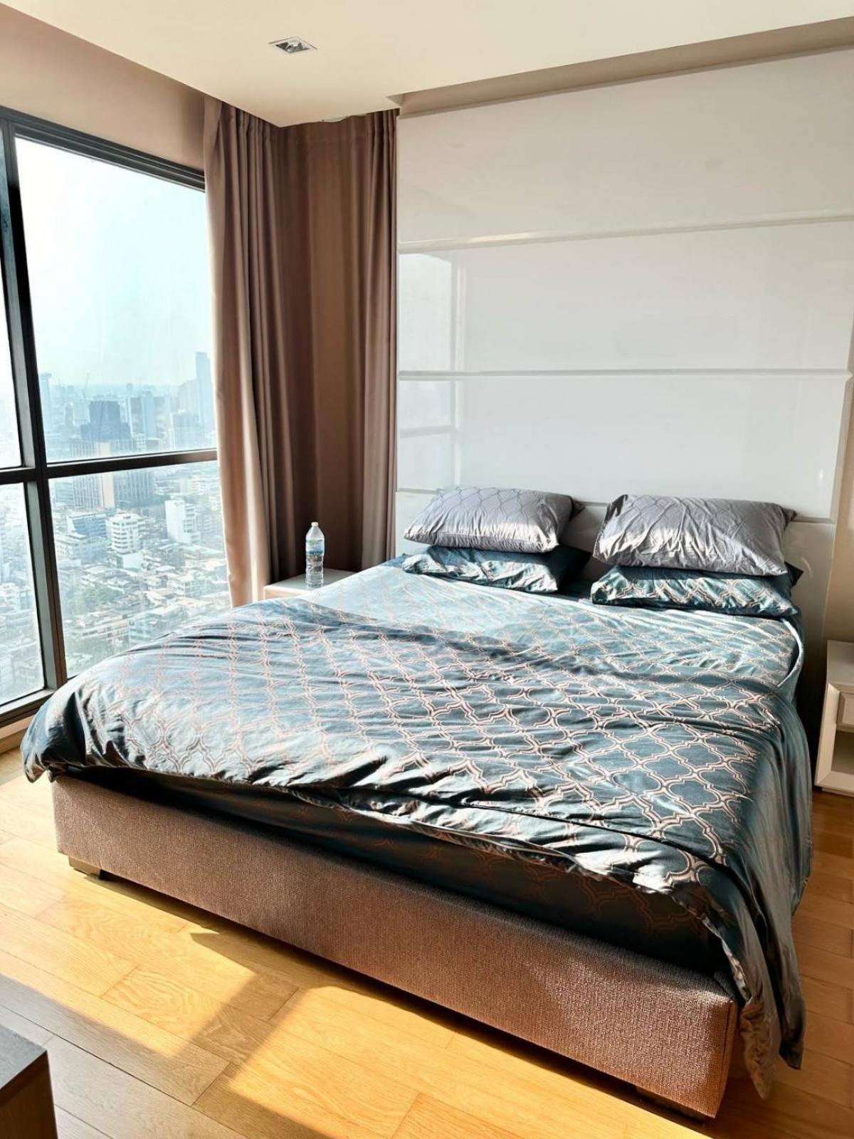 For SaleCondoSathorn, Narathiwat : The Address Sathorn 12 | 2 Bed, 2 Bath | 76.5 sqm near BTS Saint LouisPrice 14 million! Complete facilities near Central Silom Complex