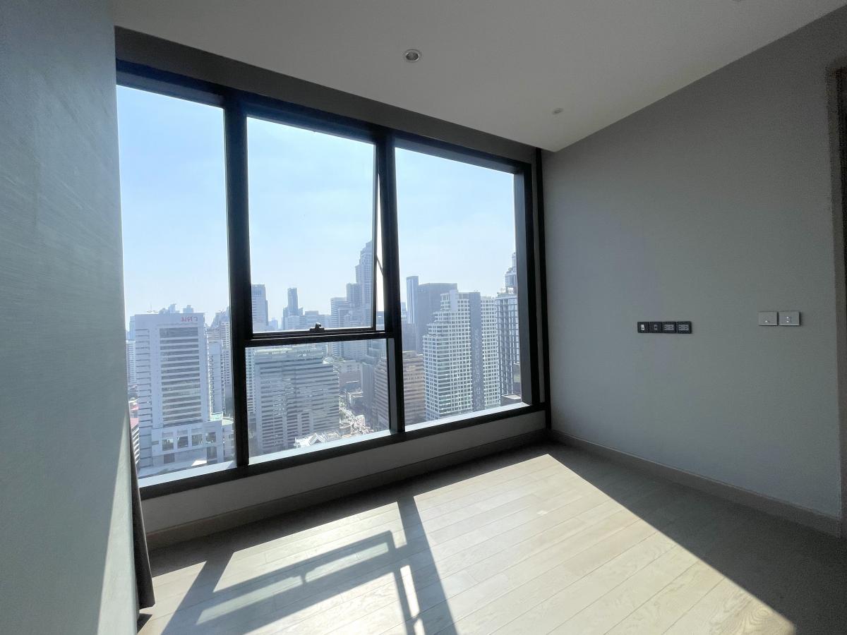 ขายคอนโดพระราม 9 เพชรบุรีตัดใหม่ RCA : 28/01/2026, รวมค่าโอนLuxury 1 Bedroom Condo @ THE ESSE Singha Complex – Prime Phetchaburi Location Exclusive Facilities & BTS Nearby – Live Urban Elegance Today!