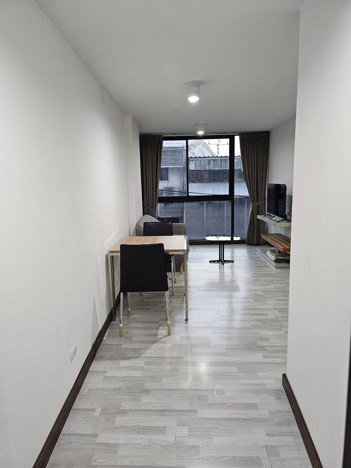 For RentCondoOnnut, Udomsuk : Rent a condo at Bangkok Feliz Sukhumvit 69, size 44 sqm.Ready to move in, close to BTS Phra Khanong for only 17,000 baht/month!