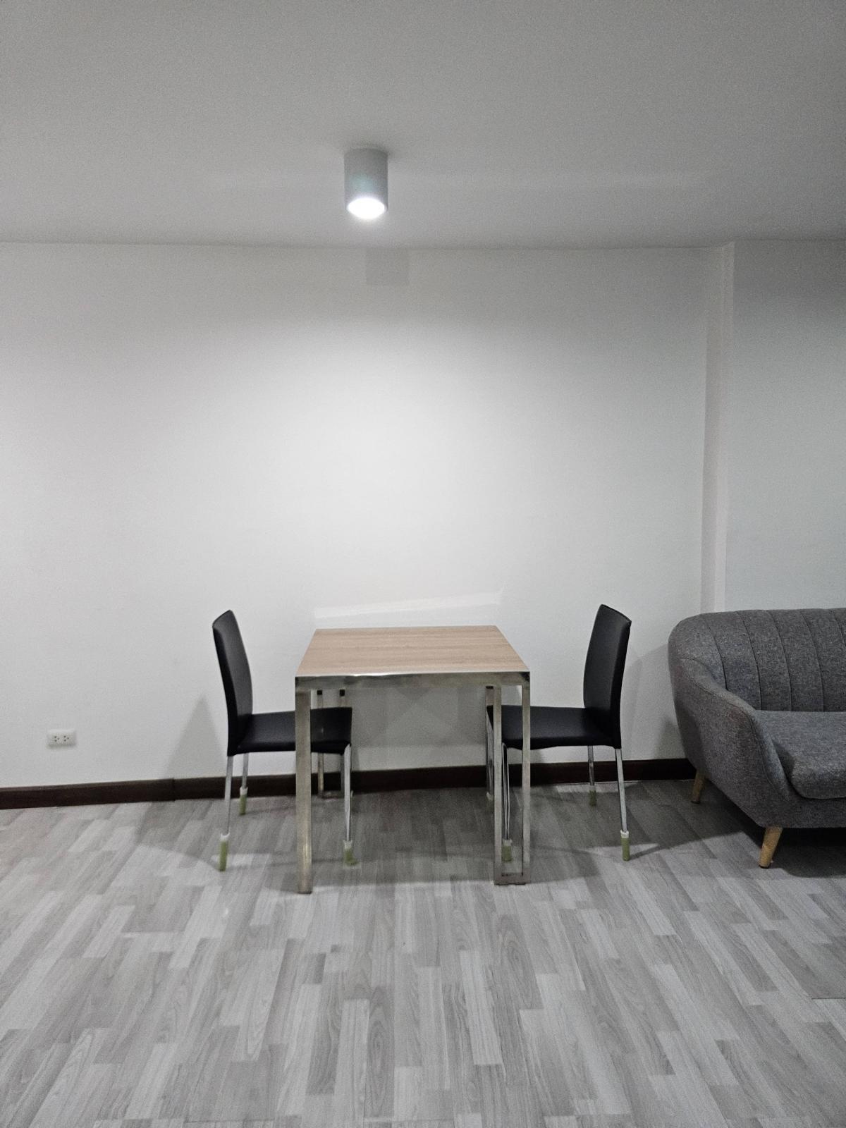 For RentCondoOnnut, Udomsuk : Rent a condo at Bangkok Feliz Sukhumvit 69, size 44 sqm.Ready to move in, close to BTS Phra Khanong for only 17,000 baht/month!