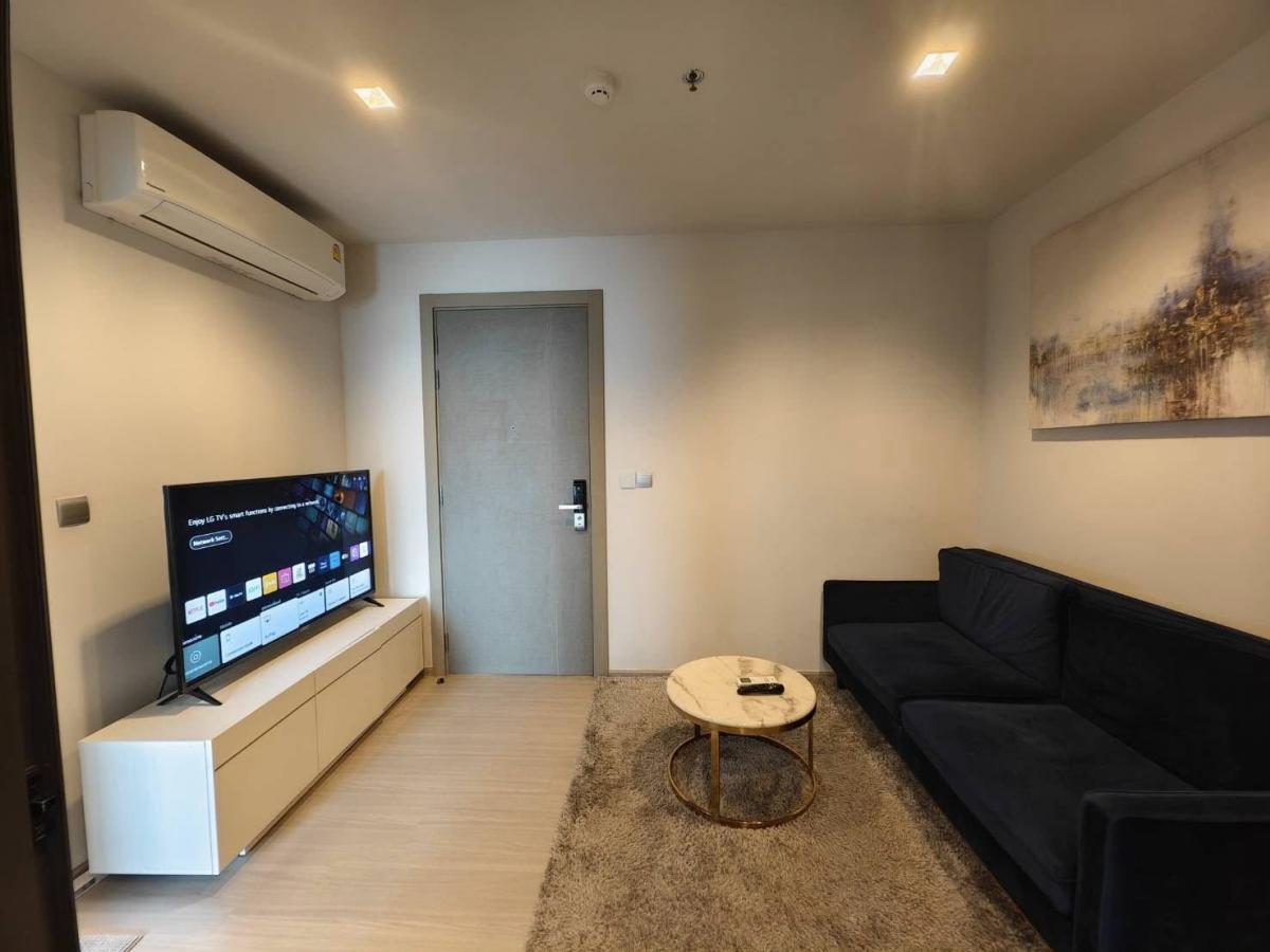 ให้เช่าคอนโดพระราม 9 เพชรบุรีตัดใหม่ RCA : 12/02/2026, เช่า Life Asoke-Rama 9 1 นอน 22,000 บาท วิวดี ใกล้ BTS/MRT! คอนโดใจกลางพระราม 9 พร้อมสระว่ายน้ำ-ฟิตเนสครบครัน!