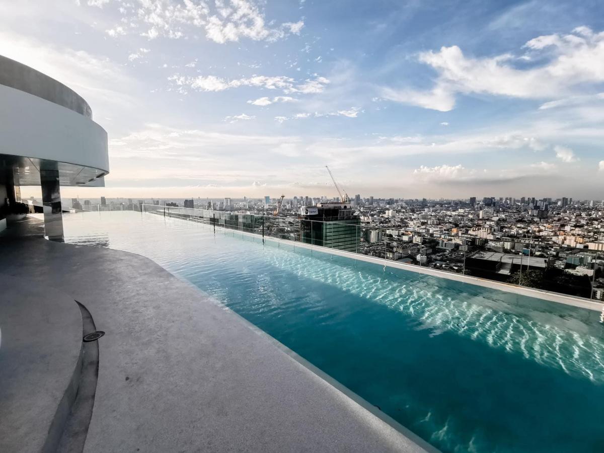 ให้เช่าคอนโดพระราม 9 เพชรบุรีตัดใหม่ RCA : 12/02/2026, เช่า Life Asoke-Rama 9 1 นอน 22,000 บาท วิวดี ใกล้ BTS/MRT! คอนโดใจกลางพระราม 9 พร้อมสระว่ายน้ำ-ฟิตเนสครบครัน!